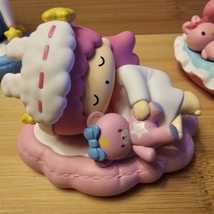 Sanrio Lala Sleeping Figurine